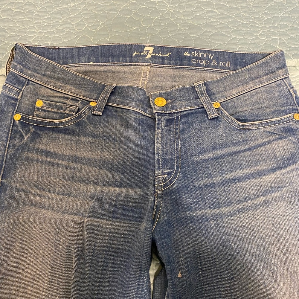 7 for All Mankind skinny crop and roll, size 28